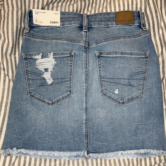 NWT AE Curvy Hi-Rise Denim Mini Skirt - Picture 4 of 9